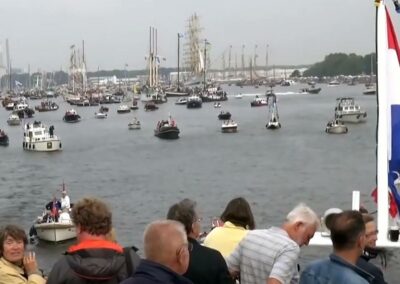 sail in kijken vanaf boot met groep