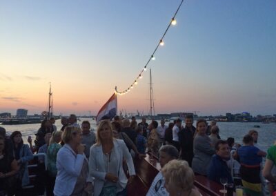 groep boot huren sail amsterdam avond